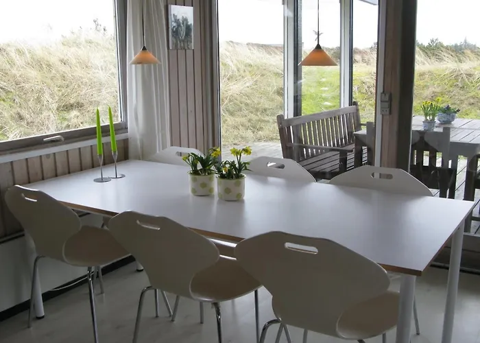 Elsa - 700m From The Sea By Interhome *